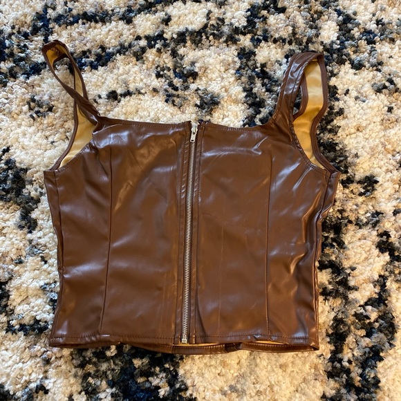 Brown leather crop top. - Picture 2 of 2
